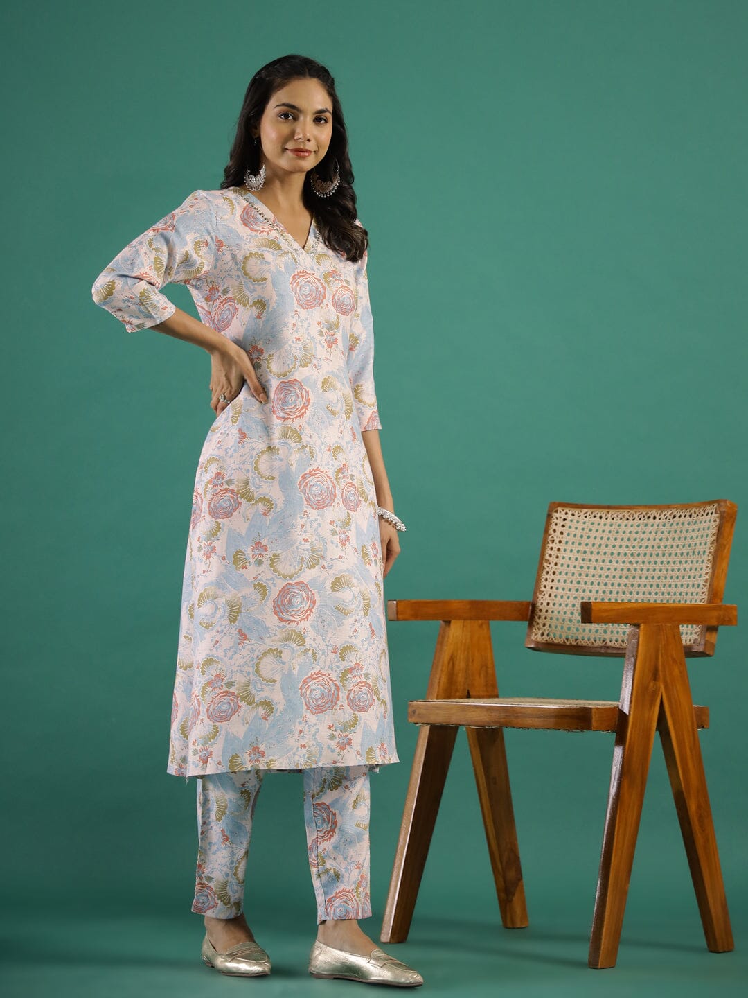 Blue Floral Printed Kurta Set for Women Kurta set Rangdeep-Fashions 