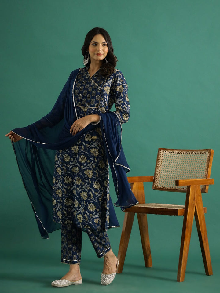 Blue Floral Printed V-Neck Kurta Set with Dupatta Kurta set Rangdeep-Fashions 