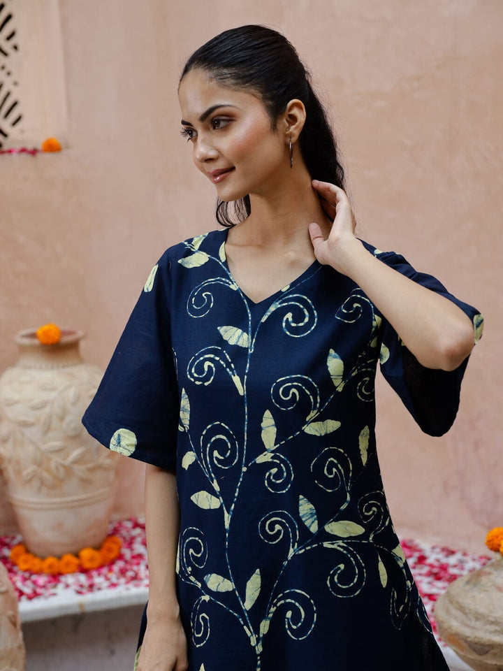 Blue Flower Printed V-Neck Kurta Set Kurti set Rangdeep-Fashions 