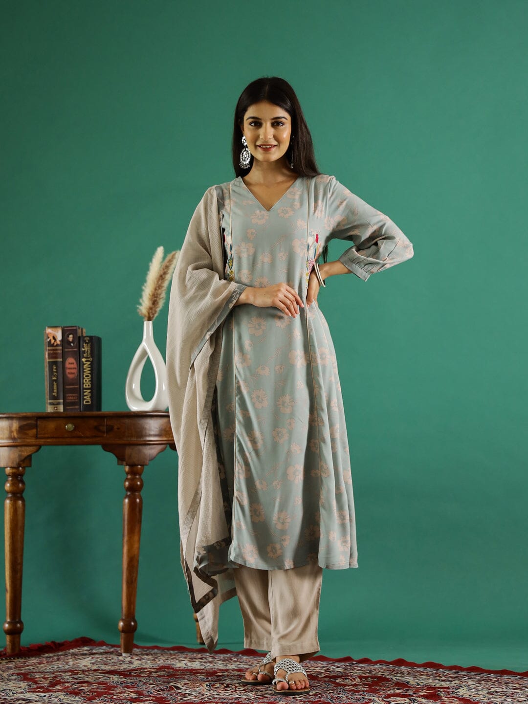 Blue V-Neck Floral Printed Kurta Set Kurta set Rangdeep-Fashions 