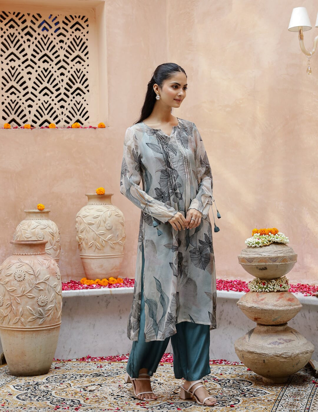 Floral Printed Kurta Set with Dupatta Kurti set SANSKRUTI HOMES 