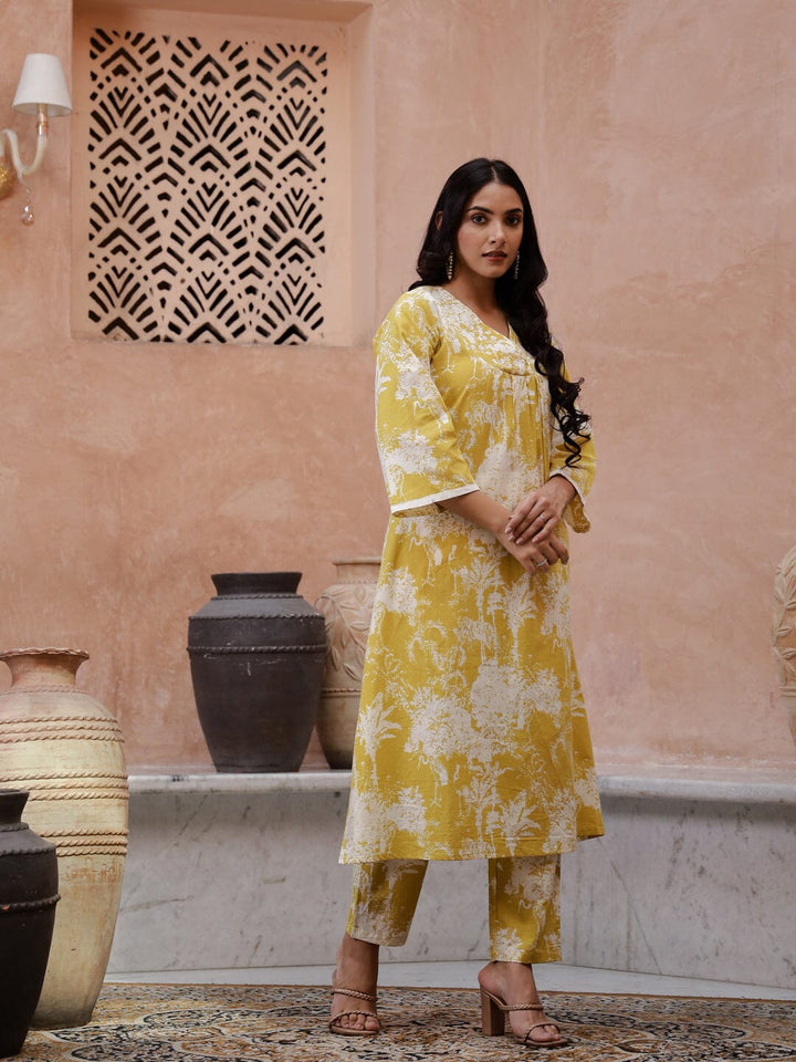 Floral Printed Kurta Set with Dupatta Kurti set SANSKRUTI HOMES 