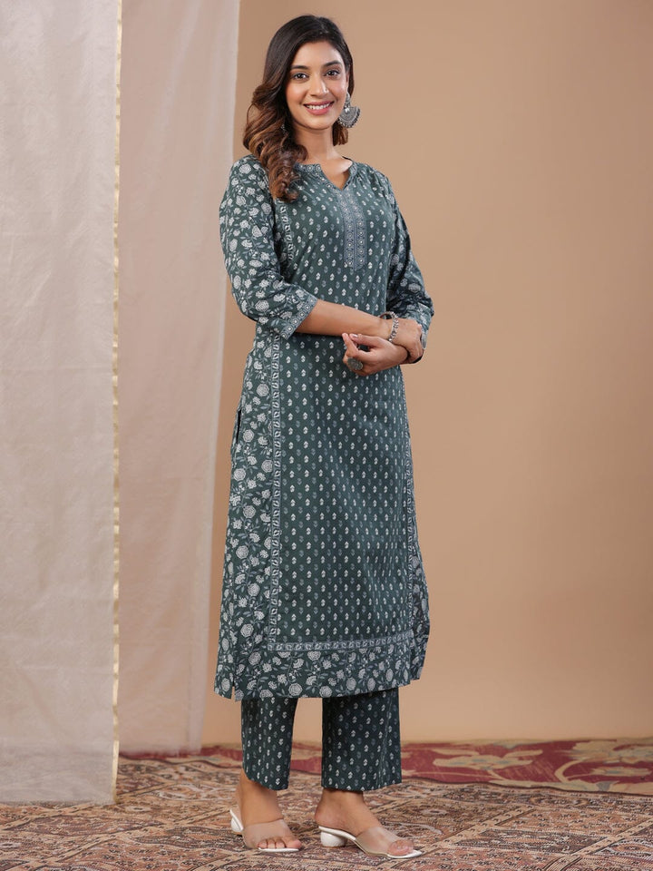 Green Floral Printed Kurta Set Kurta set Rangdeep-Fashions 