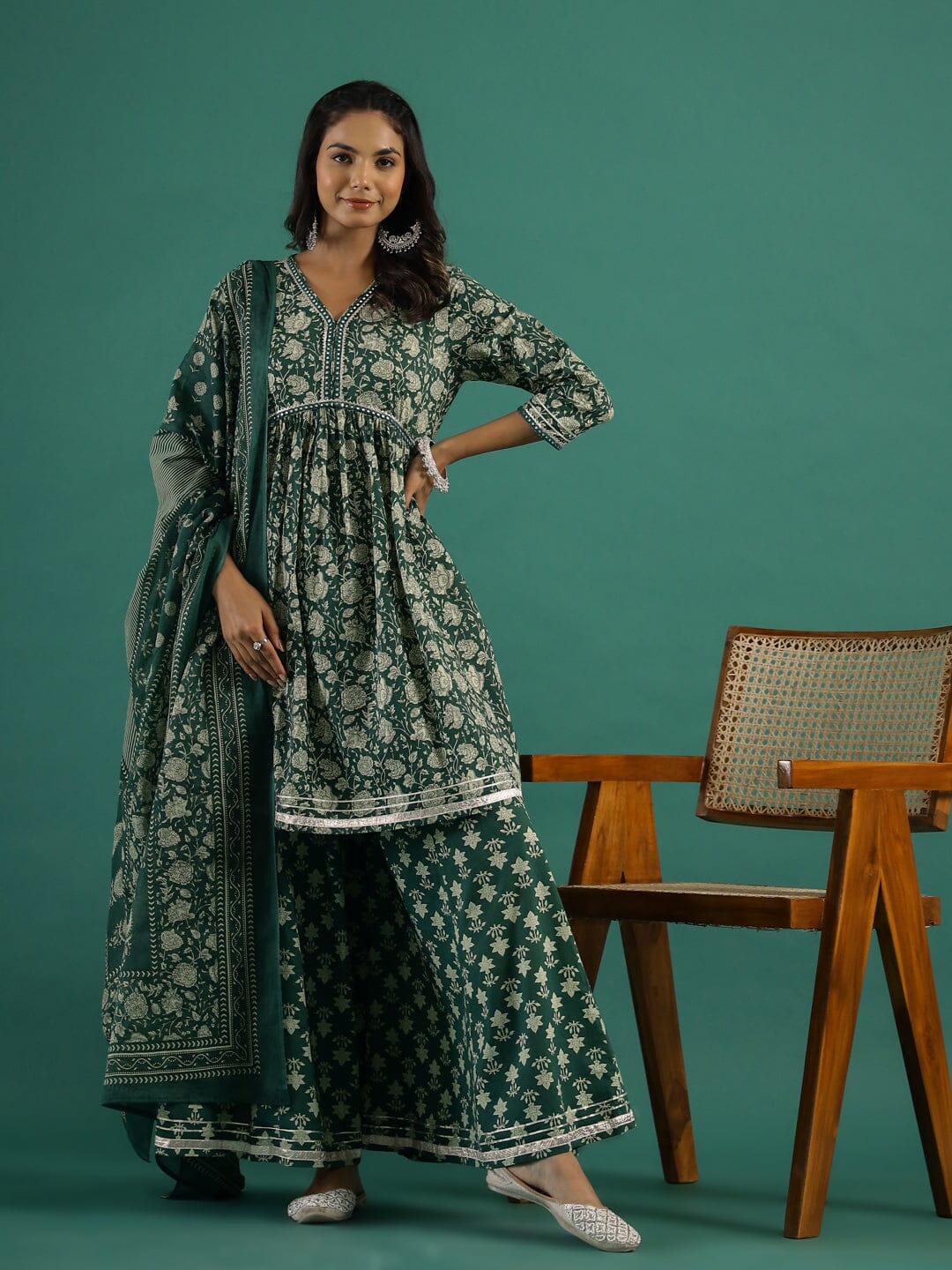 Green Flower Printed V-Neck Kurta Set Kurta set Rangdeep-Fashions 