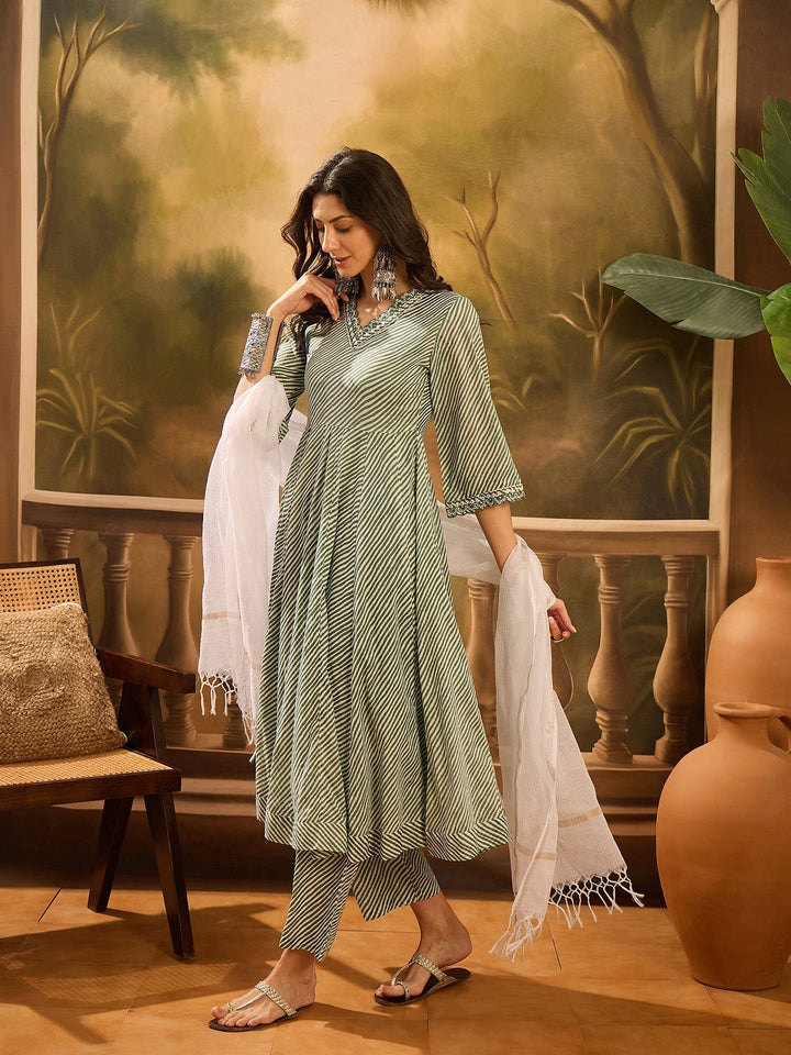 Green Pure Cotton V-Neck Kurta Set For Women Kurta set Rangdeep-Fashions 