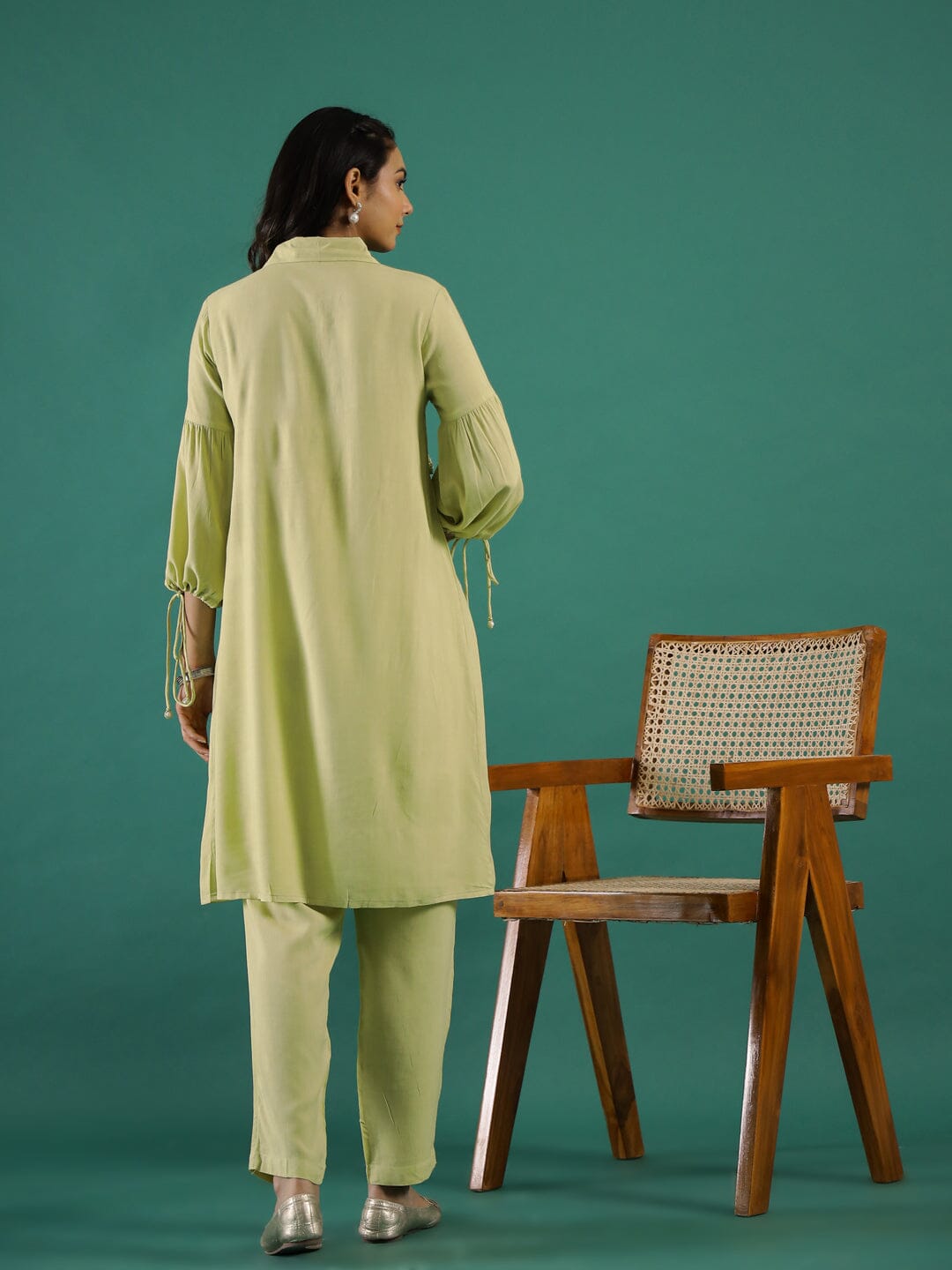 Green Solid Print Embroidered Kurta Set Kurta set Rangdeep-Fashions 