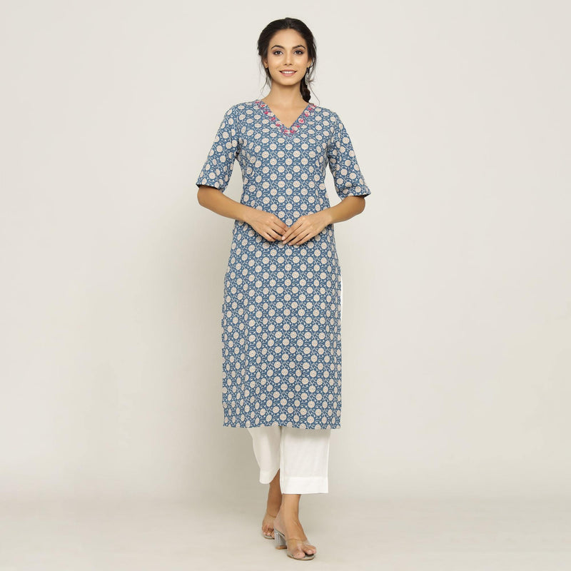 Fabclub Rayon Flared & Front Slit Floral Foil Printed Women Blue Kurti at  Rs 439/piece | Latest Collection floral Kurti in Ahmedabad | ID: 23270688497