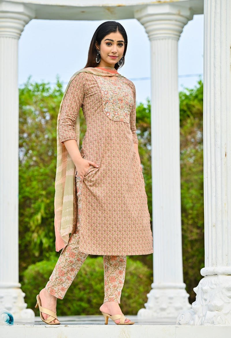 Peacock Green Kurti for Women at Good Prices from SHREE