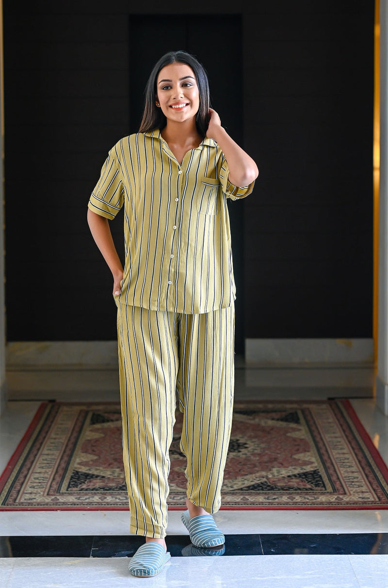 Yellow Rayon Crepe Printed Night Suit Set with Payjama Night Suit SANSKRUTI HOMES 